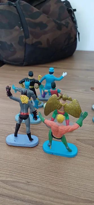 Bonecos Liga da Justiça - 12 Peças Dc - Foto 4