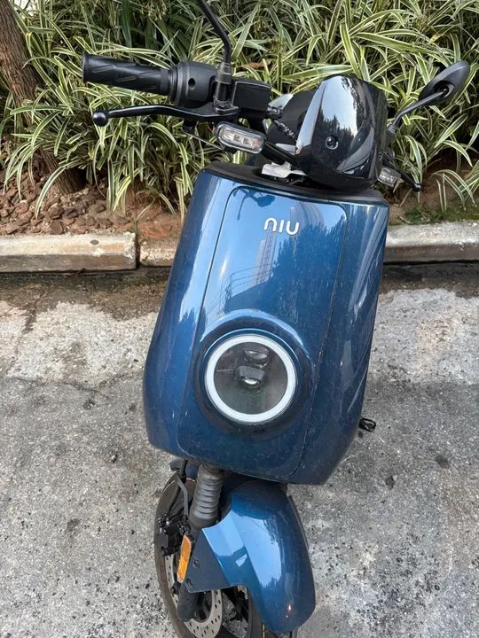 VENDO NIU SPORT 1400KMS - Foto 2