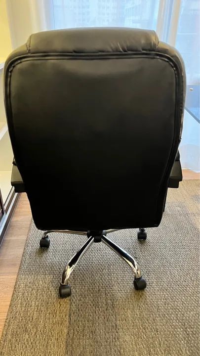 Cadeira de Escritório Executiva em Couro - Foto 2