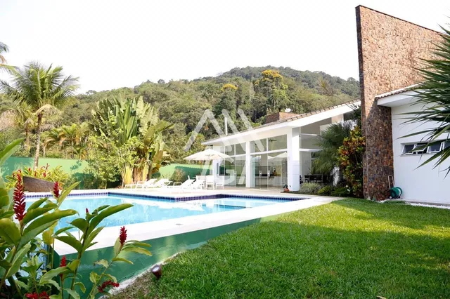 MARINA GUARUJÁ