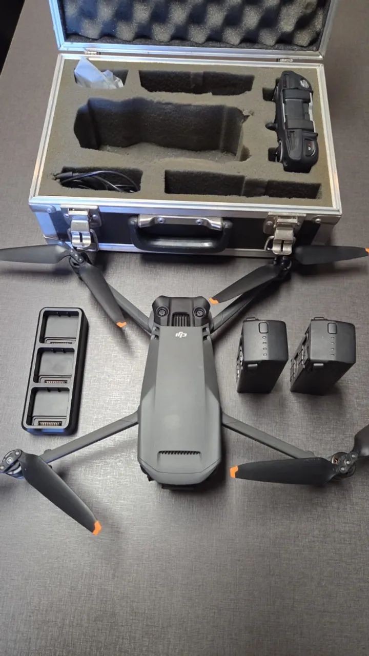 Drone dji mavic 3 com case e 2 baterias - Foto 4