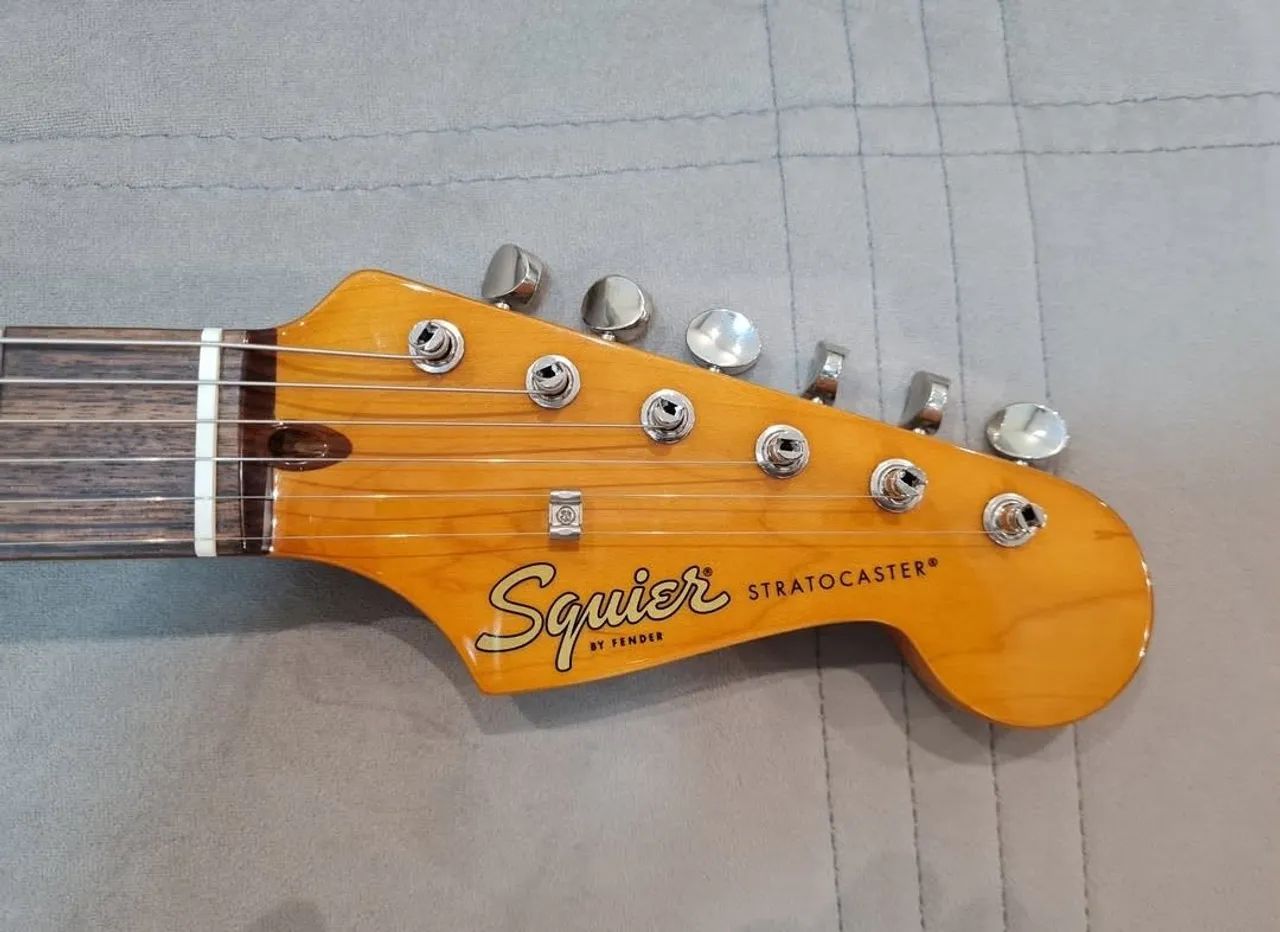 Guitarra Squier Classic Vibe 60 Limited Edition Hss 2024 - Foto 5