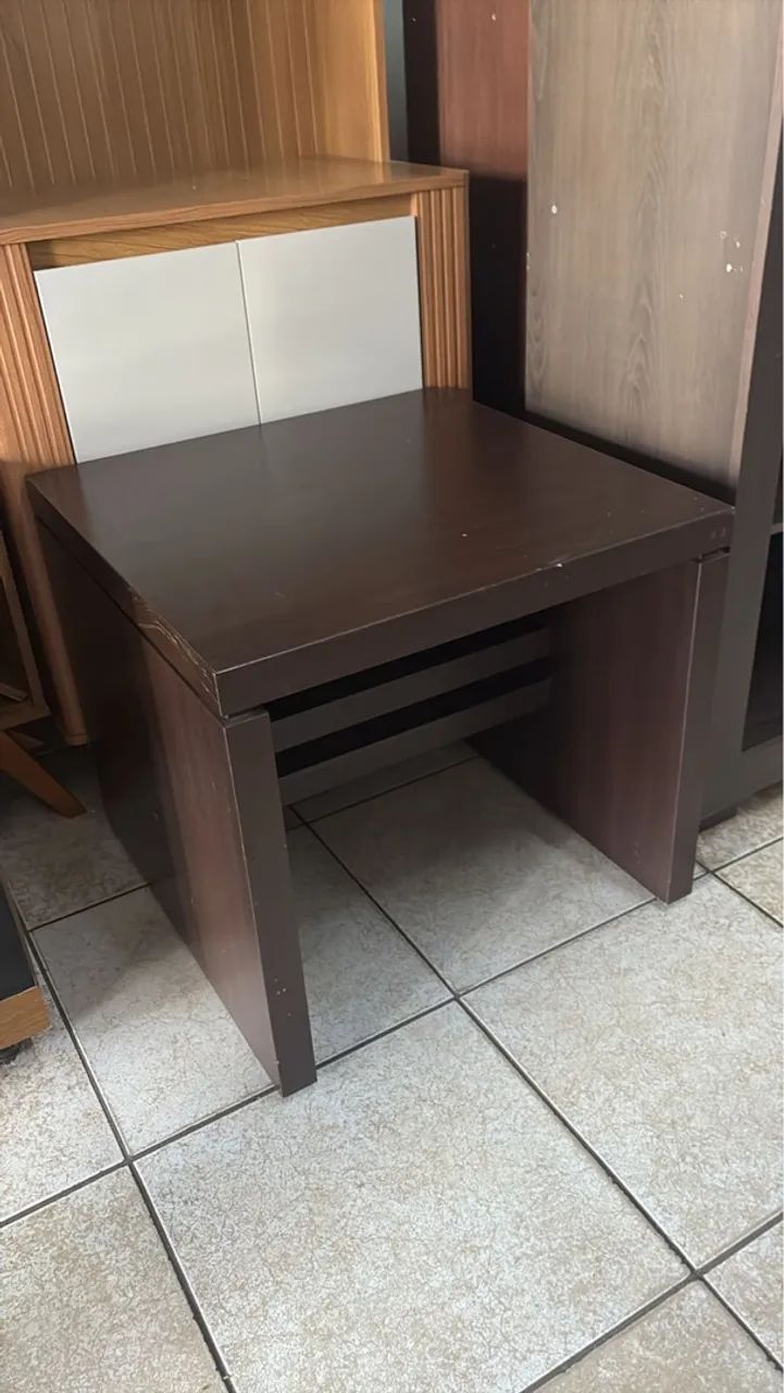 Mesa de Canto Marrom Escuro