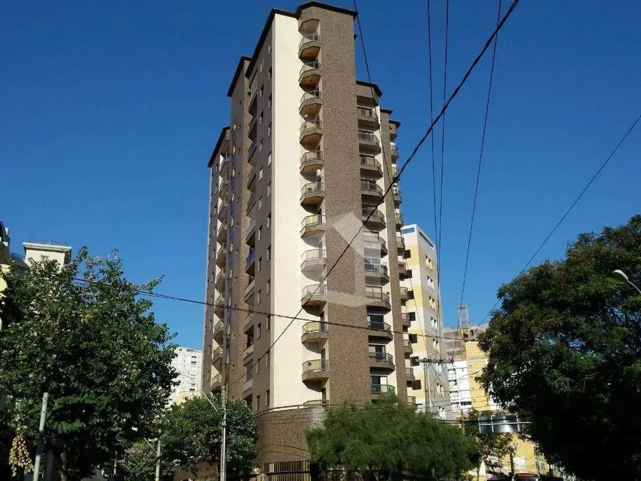 Apartamento com 3 dormitórios para alugar, 130 m² por R$ 3.730,00/mês - Centro - Poços de