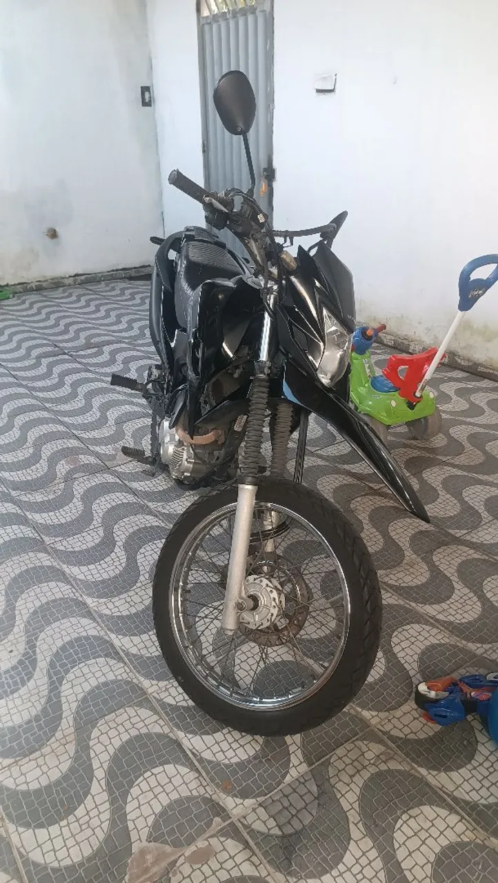 Honda Bros 2022 modelo23