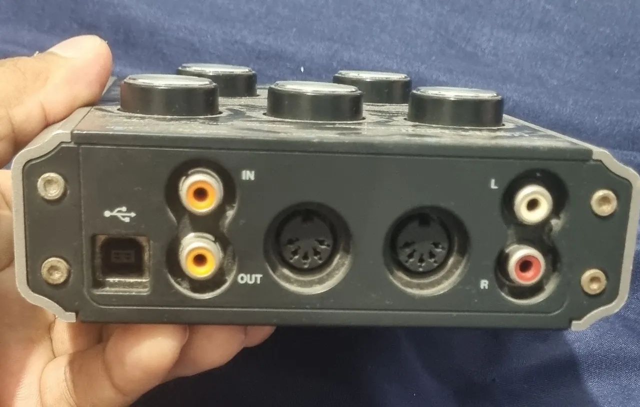 Placa de áudio tascam us144mk2  - Foto 2