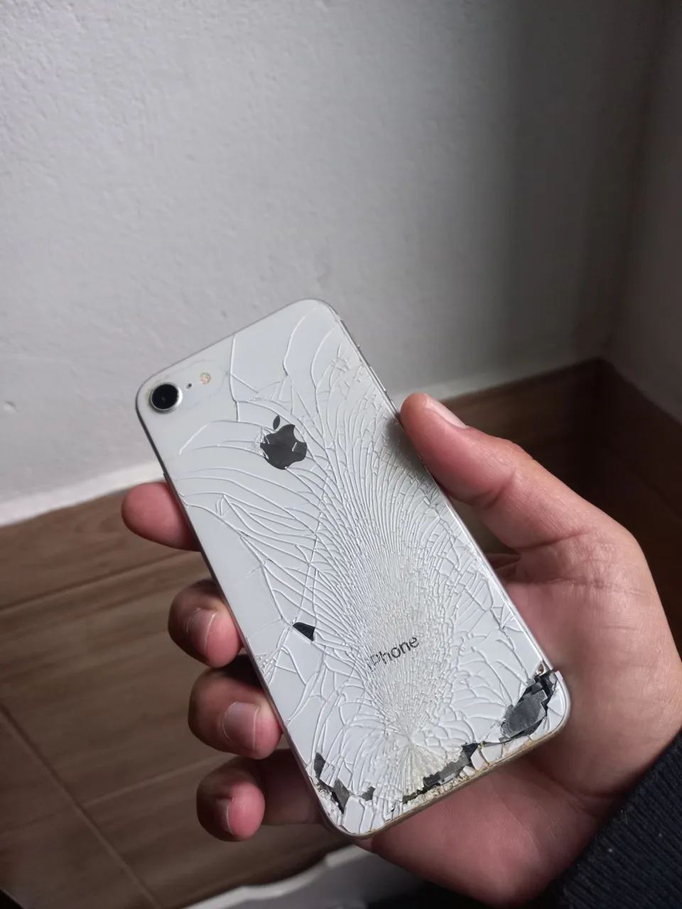 Iphone 8 p peças (Icloud livre) - Foto 2