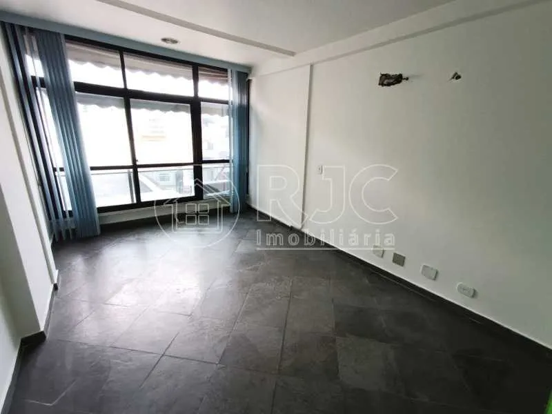Sala/Conjunto para venda com 38 metros quadrados em Vila Isabel - Rio de Janeiro - RJ