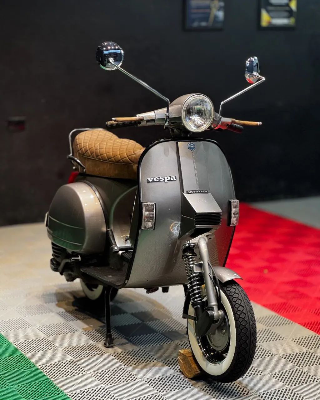 Vespa 87 - Foto 2