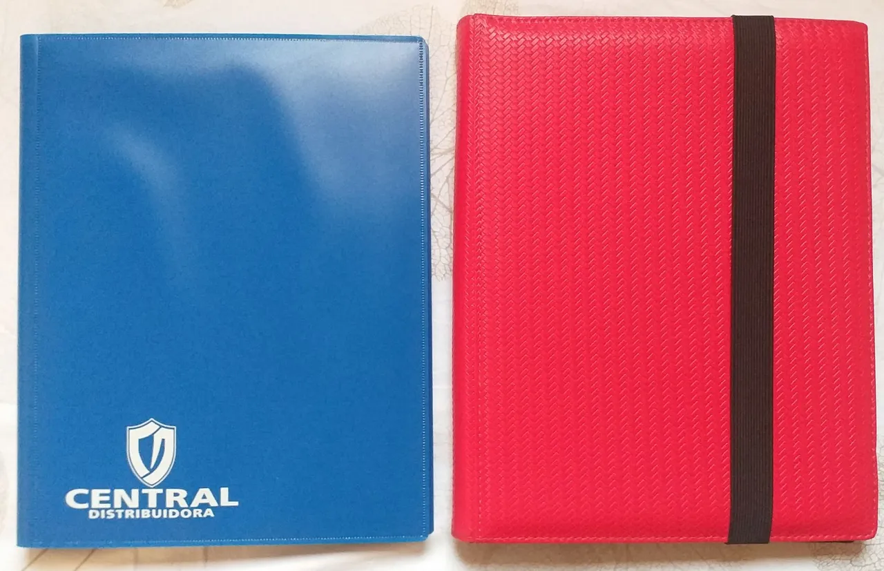 2 pastas para card game