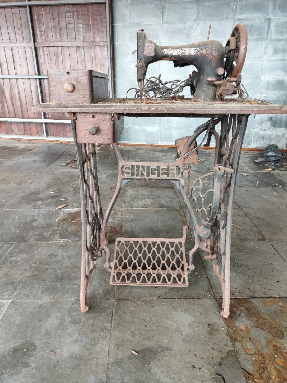 Raridade máquina singer 1950