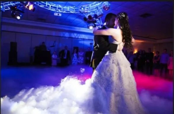 Alugo Máquina de Nevoa baixa (simulador gelo seco) nuvem rasteira para eventos casamentos - Foto 2