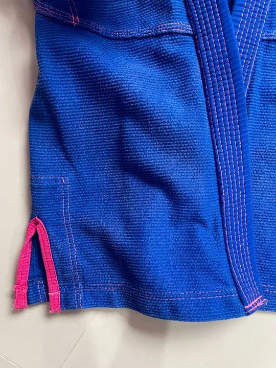 Kimono de Jiu-Jitsu Feminino Azul/Rosa- A0 - In The Guard - Ótimo estado (Florianópolis) - Foto 5