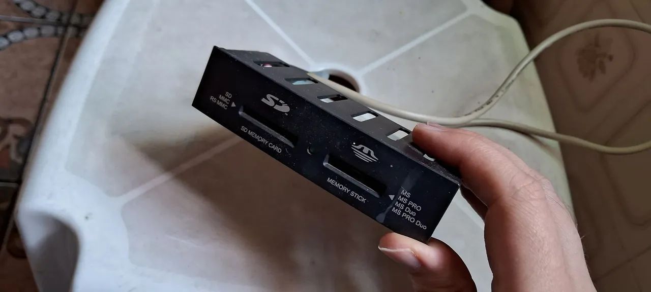 Leitor de Cartão de Memória Interno para PC