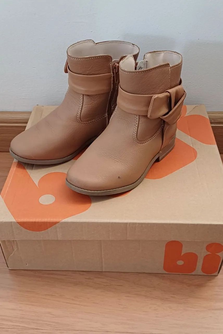 Bota Infantil Bibi com laço - Foto 3