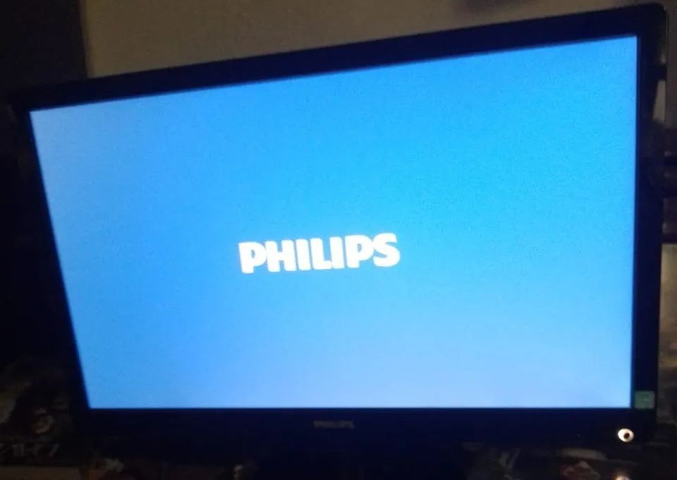 Monitor Philips 19" LCD funcionando - Foto 2