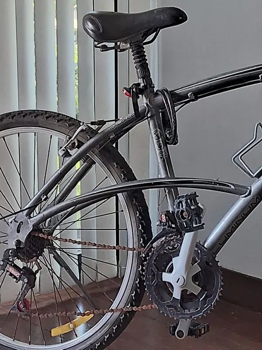 Bicicleta Caloi aro 26 bom estado - Foto 3