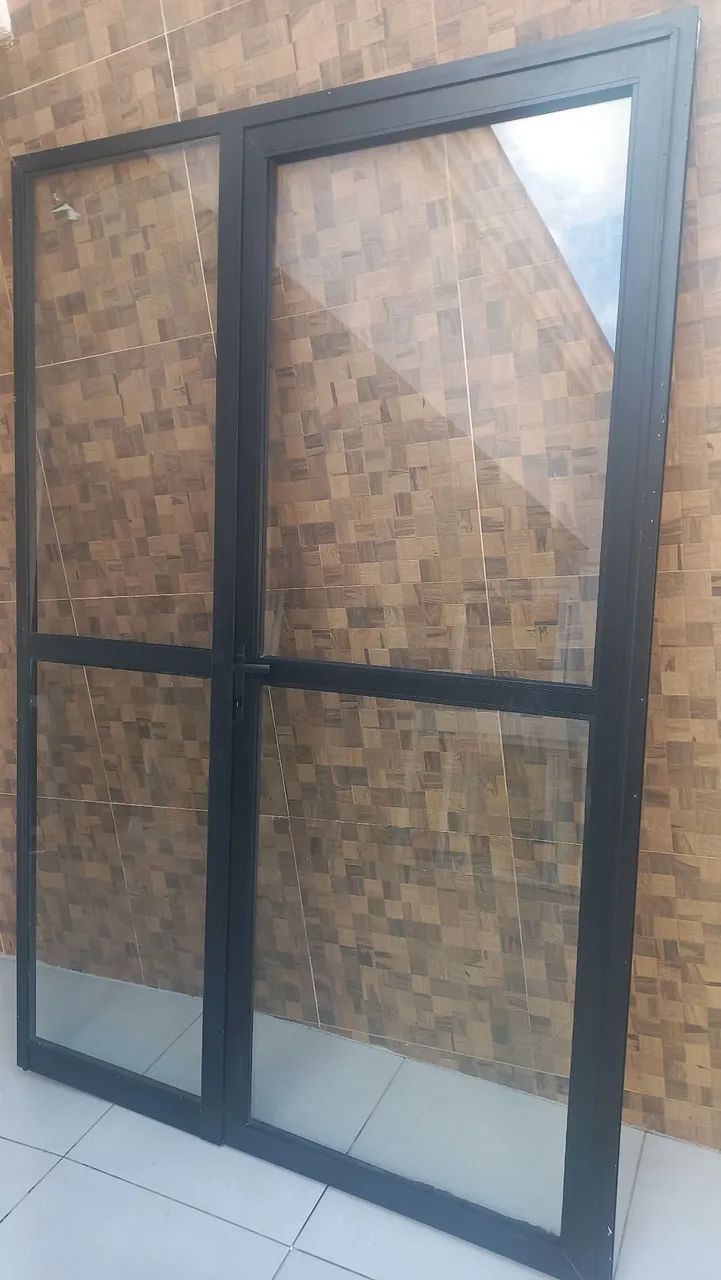 Porta de Alumínio preto 1,52 X 2,24 - Foto 4