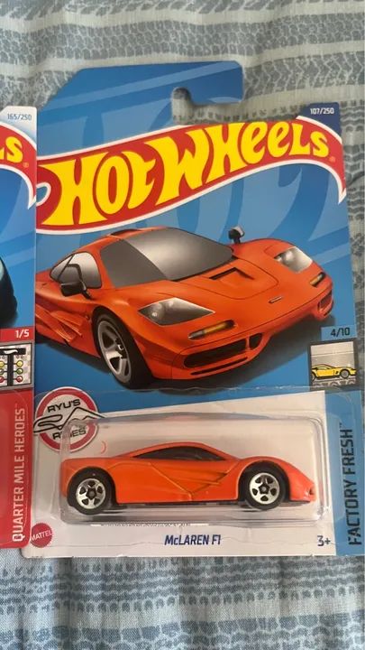 Carrinho Hot Wheels McLaren F1 - Novo