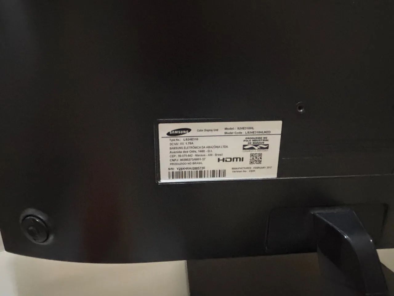 Um Monitor Samsung 24 polegadas - Foto 4