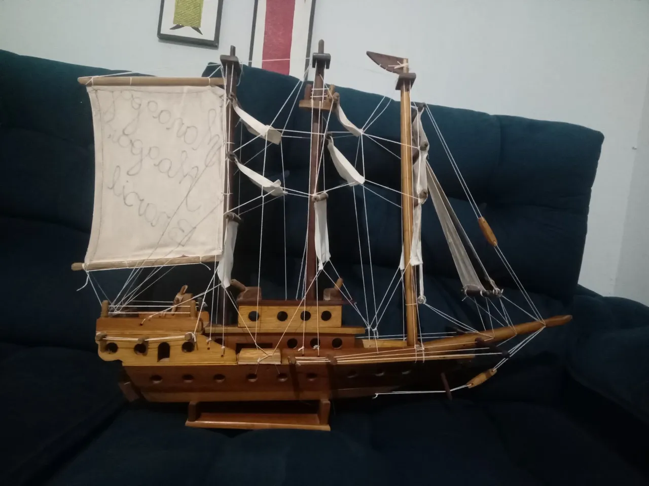 Navio de madeira para decoração