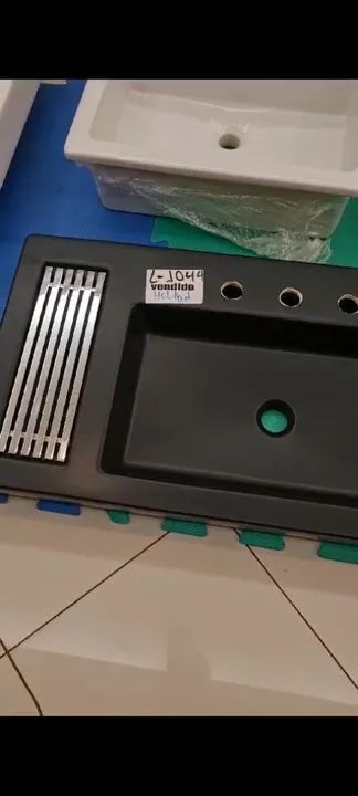 Cuba de Sobrepor com Saboneteira Grelha Ébano/Black Matte - Foto 4