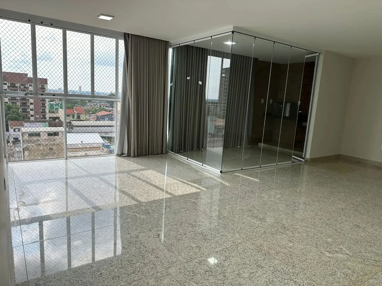 Apartamento de Luxo no Condomínio Monte Cassino