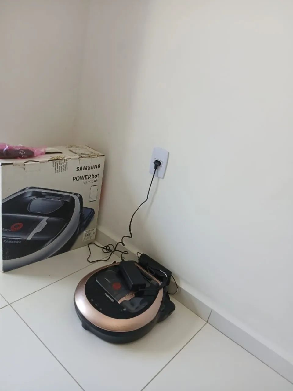  Robô Aspirador Samsung PowerBot 7200 - PARA PEÇAS ou CONSERTO - Foto 2