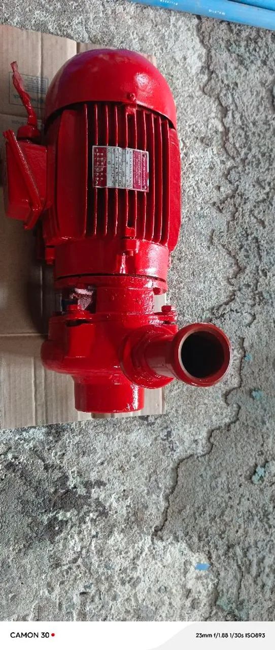 Bomba d'água trifásico com motor de 5cv - Foto 2