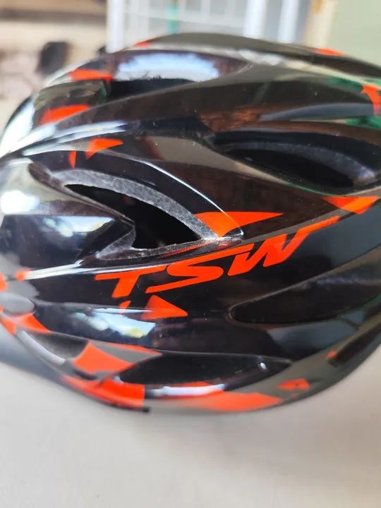 Capacete de Bicicleta TSW - Tamanho M