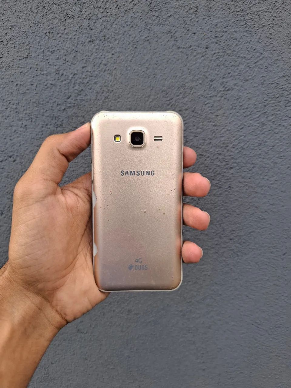 Celular Samsung Galaxy J5 16GB Dourado - Foto 2