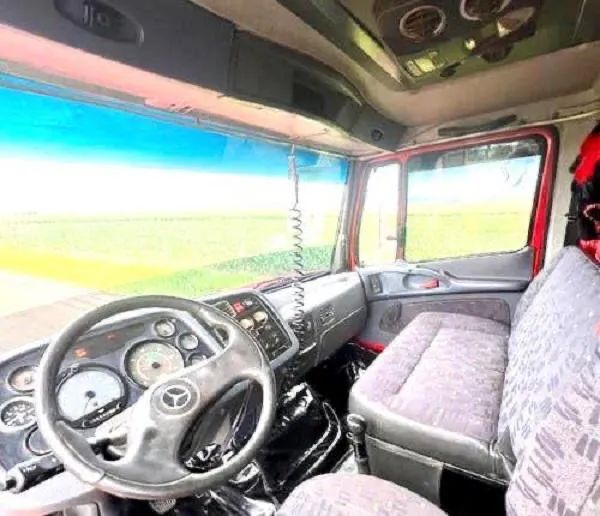  Mercedes-Benz 1620 /carroceria /2011 - Foto 7