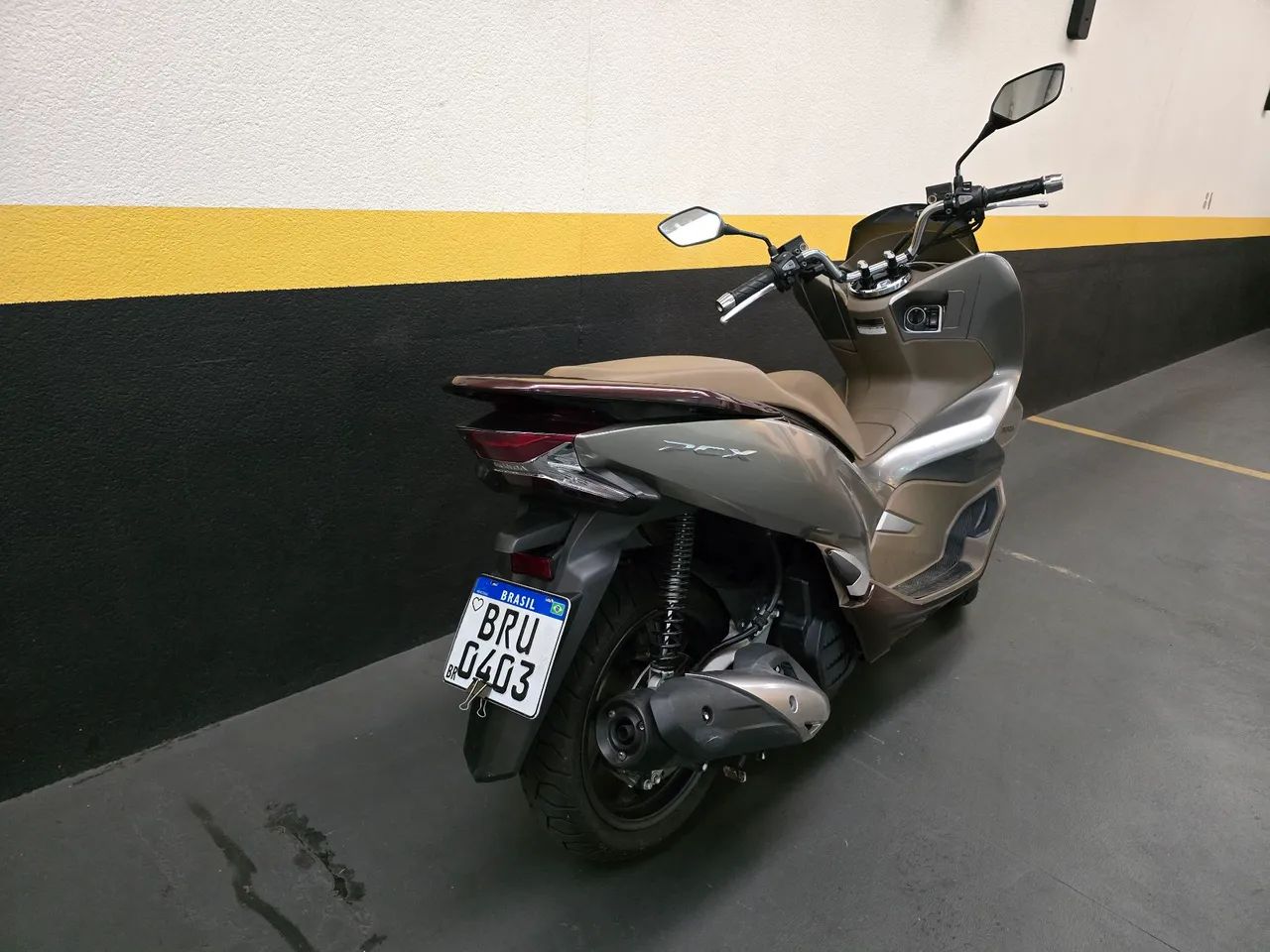 PCX DLX ABS 2022 **3MIL KM** - Foto 4