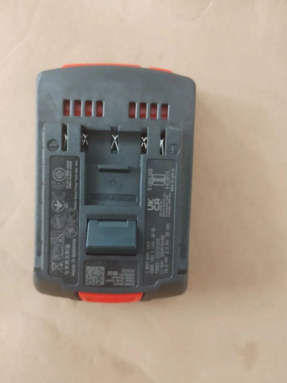 Bateria Bosch 18V 2.0Ah Li-Ion NOVA FAÇO ENTREGAS  - Foto 2