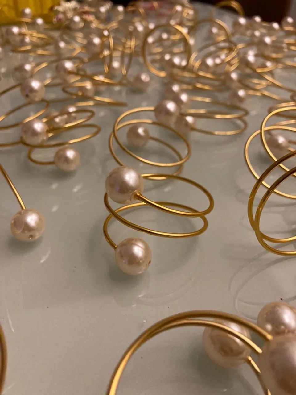 Anéis porta guardanapo Dourados com Pérolas - Foto 2
