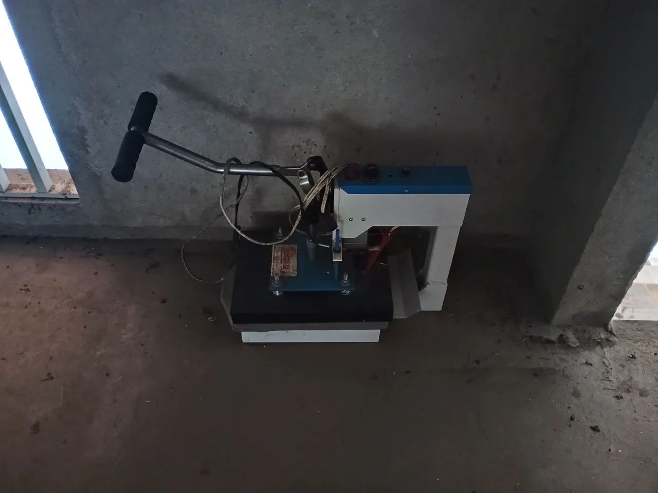 Vende- se ou troca máquina de estampa compacta print - Foto 3