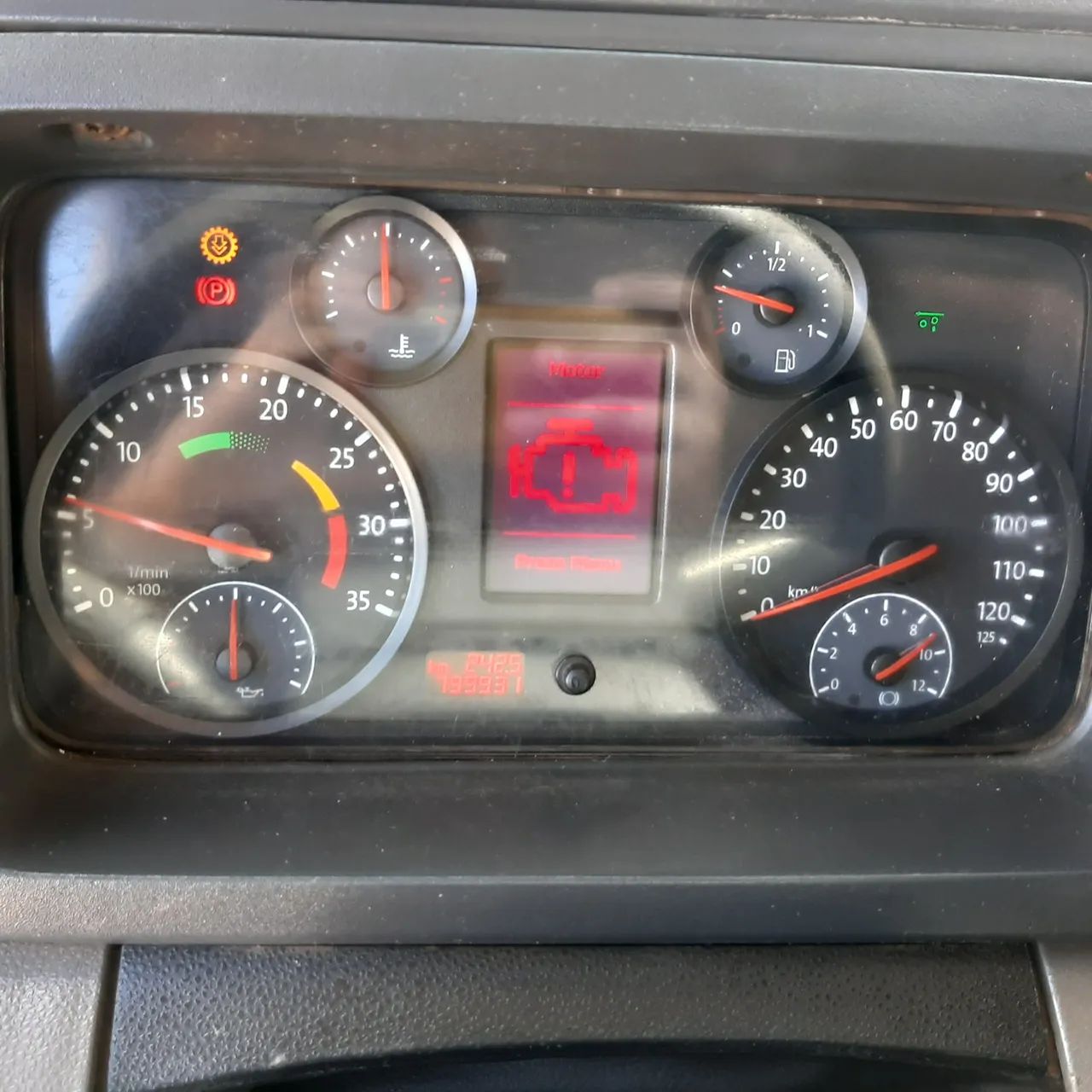 Volkswagem 24.280 - Foto 9