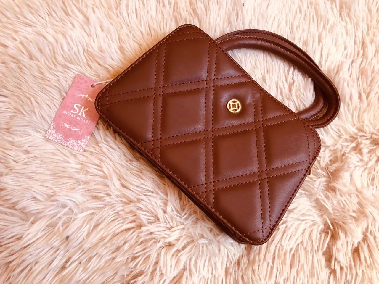 Bolsas de mão , todas acompanham alça. Todas nova