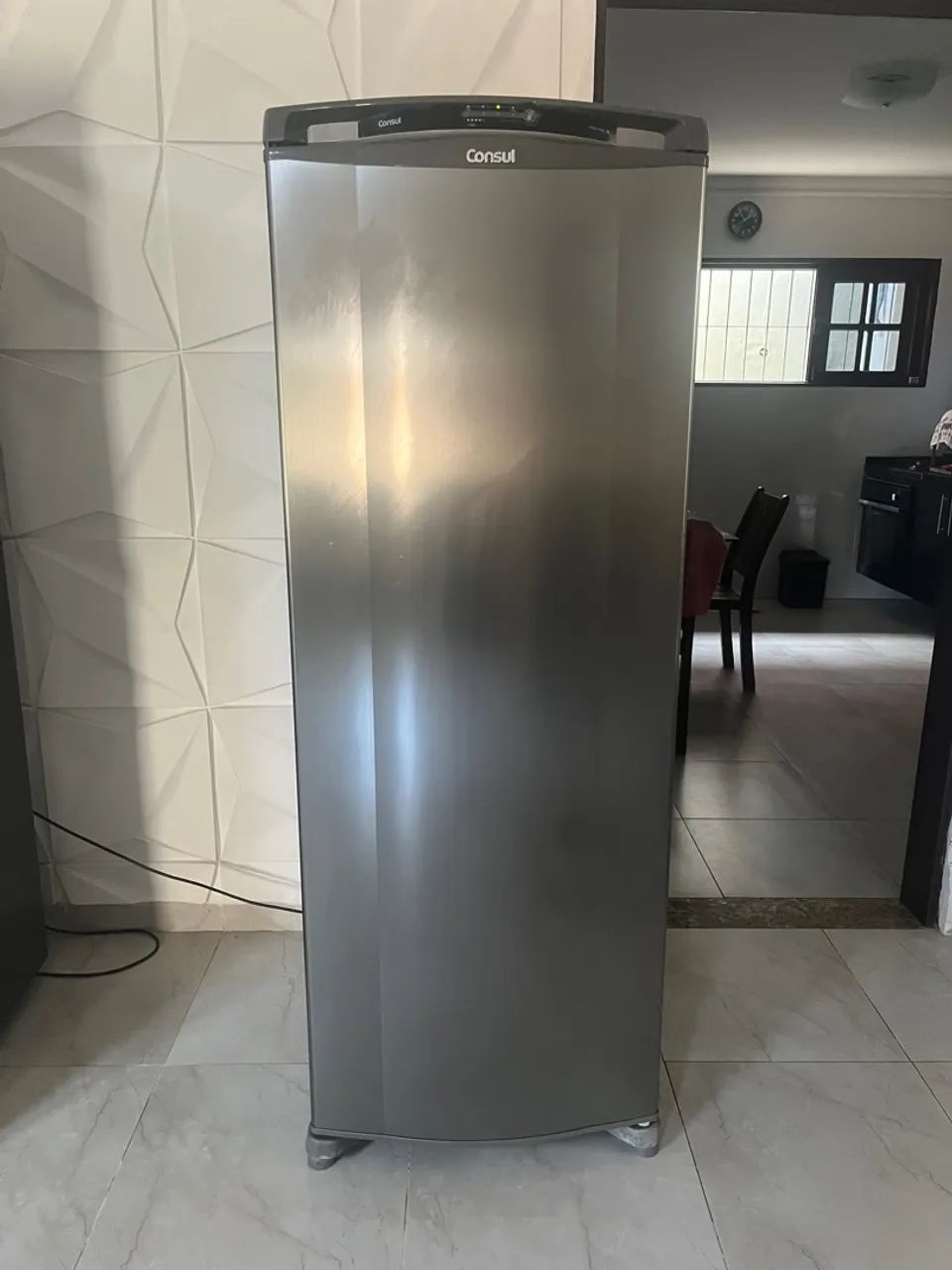 Geladeira Electrolux 340L 