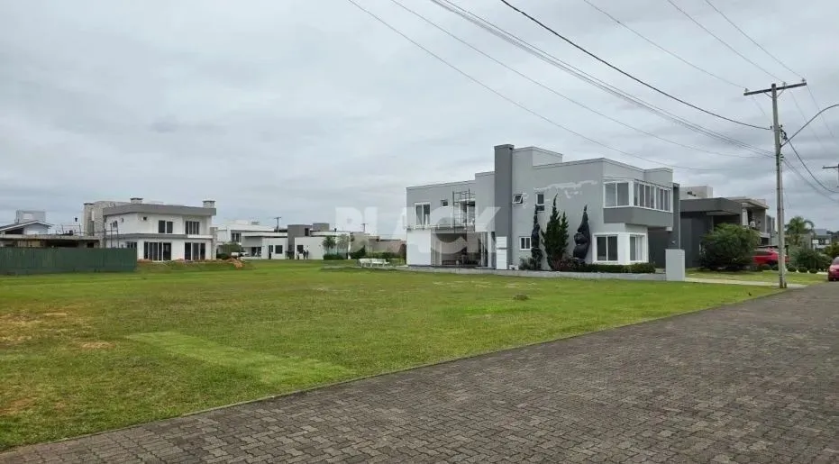 Terreno no condomínio Reserva das Águas em Torres RS
