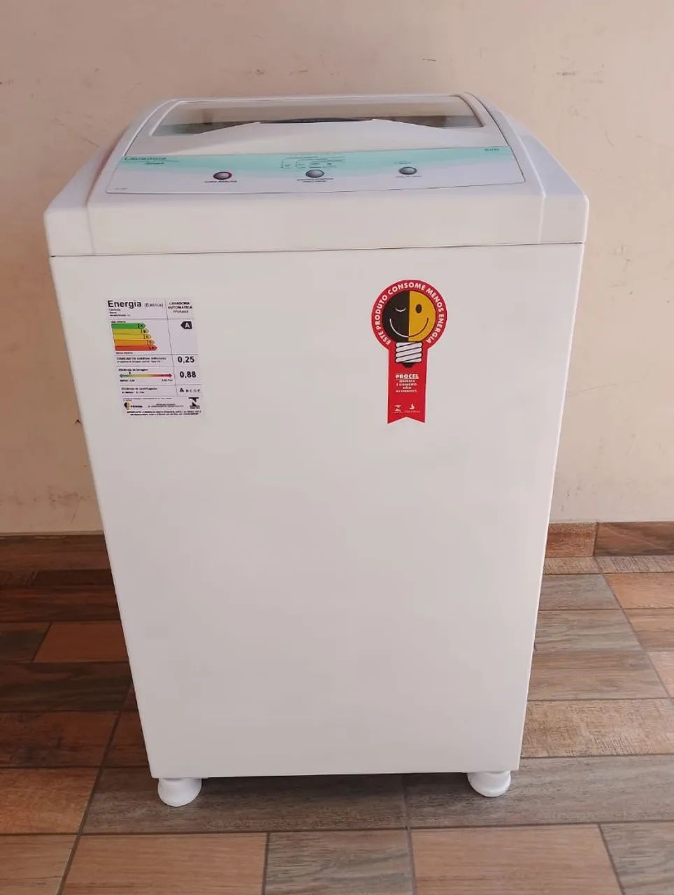 Vendo maquina de lavar Brastemp5k conservado 6 meses de garantia - Foto 2