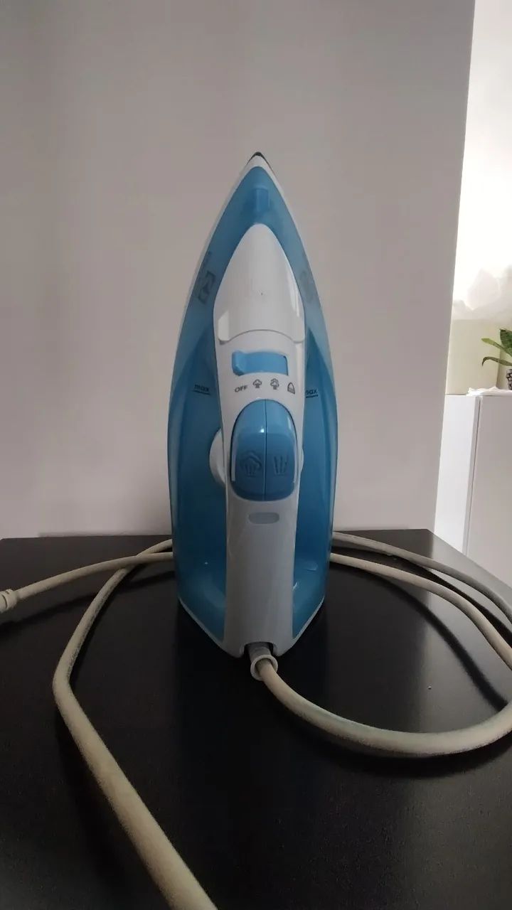 Ferro de Passar Eletrolux - Foto 2