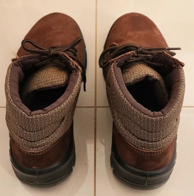 Bota de Segurança Marluvas Com Biqueira Tamanho 44 Perfeito Estado - Foto 2