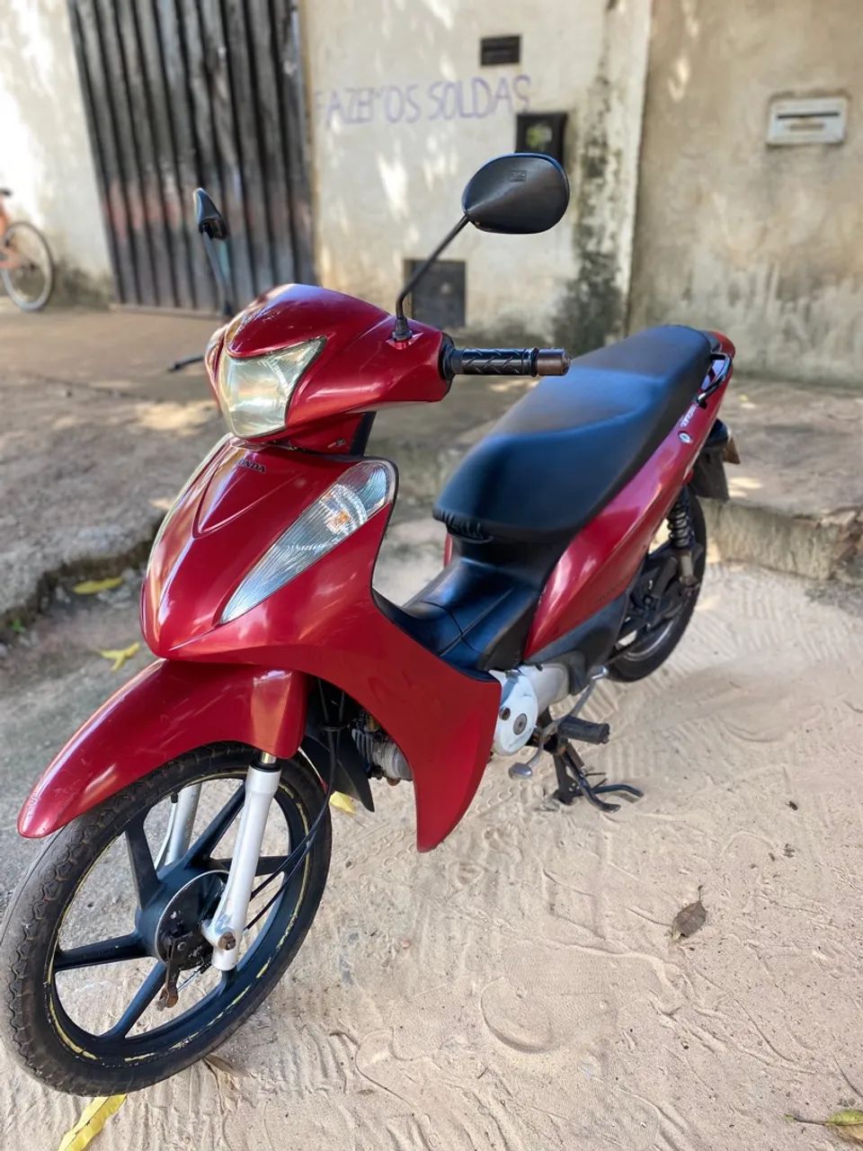 Vendo biz 125 (moto de mulher)