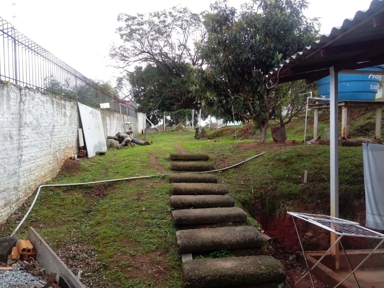 Terreno com 690m² + 2 casas - À venda no Estreito - Foto 4