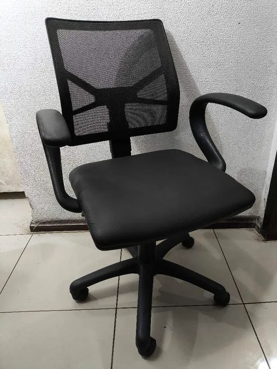 Cadeira Presidente Giratória  - Foto 2
