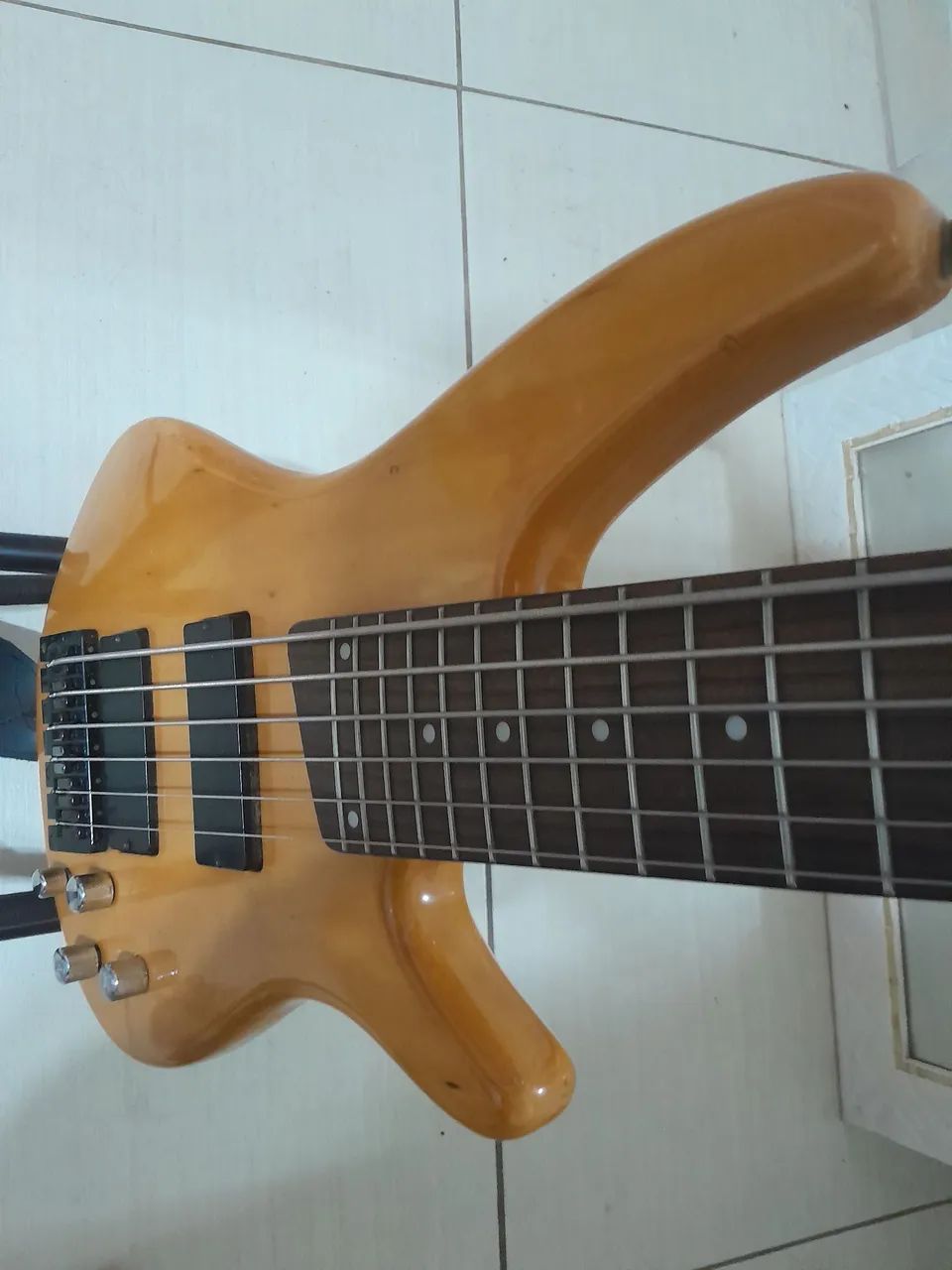 Bass Ibanez Gio soundgear 