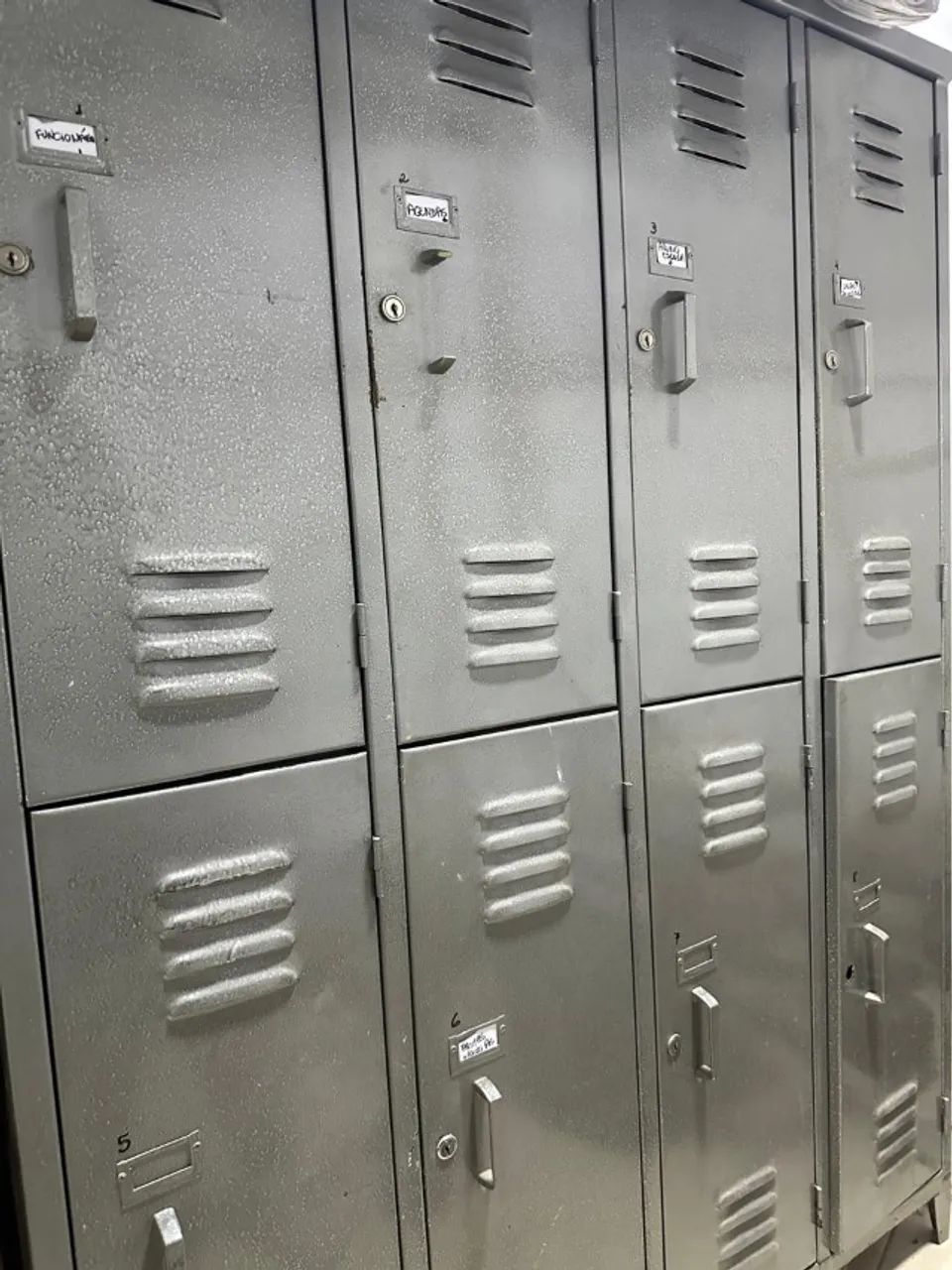 Armário de Aço 8 Portas - Ideal para Vestiário, Escola ou Empresa - Foto 4