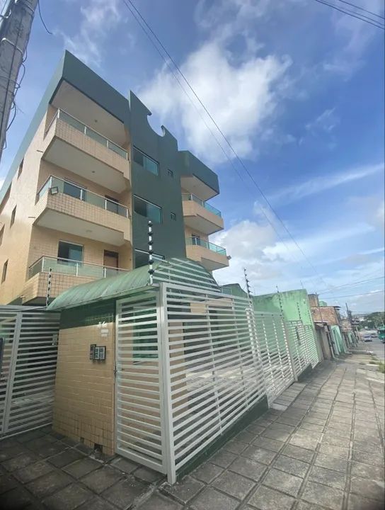 ALUGA-SE APTO PRÓXIMO A UFCG