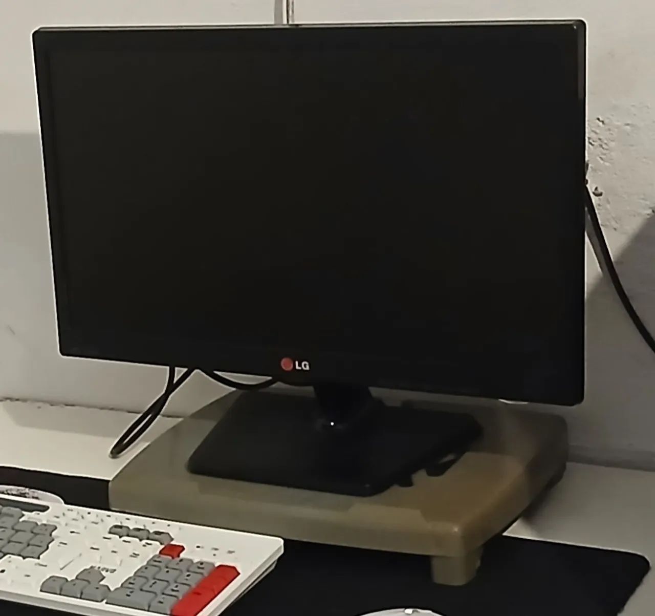Monitor LG Flatron 20EN33SS